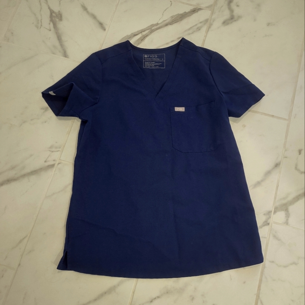 Figs Caterina One Pocket Scrub Top